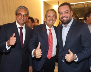 Posse do novo presidente do Flamengo -Flavio Willeman, Bap e Cláudio Castro - Foto: Paulo de Deus / PlanetaNoite