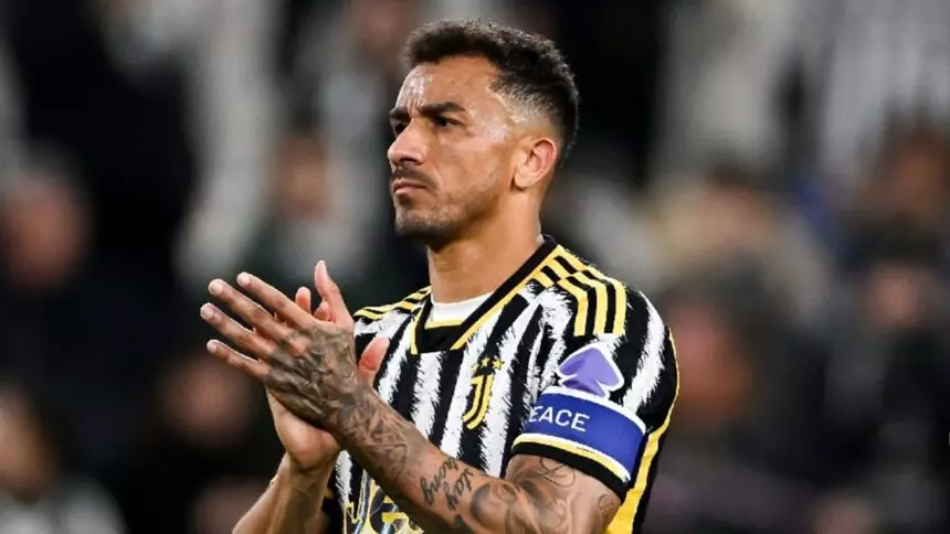 Melhor zagueiro? Flamengo anuncia Danilo oficialmente até final de 2026 3 Danilo atuando pela Juventus (Foto: Divulgação/Juventus)