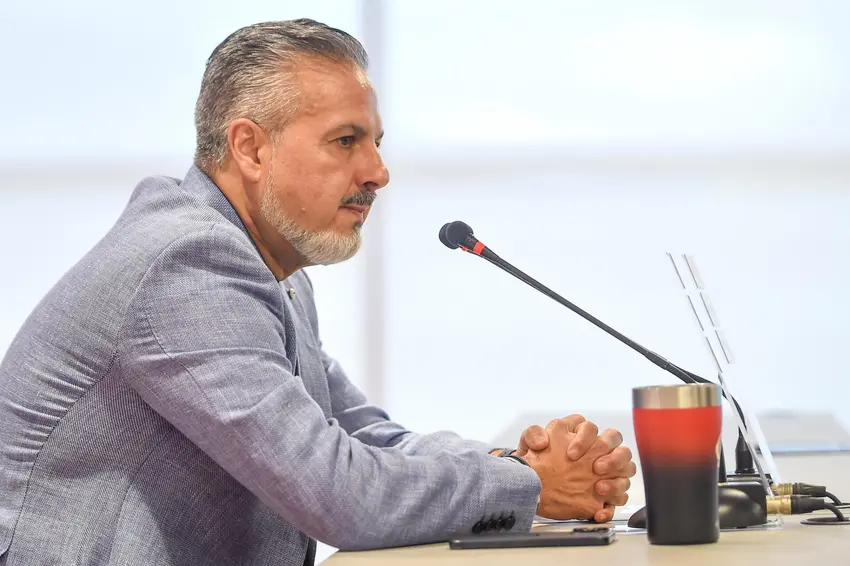 José Boto, diretor técnico do Flamengo, em entrevista coletiva (Foto: Marcelo Cortes/CRF)