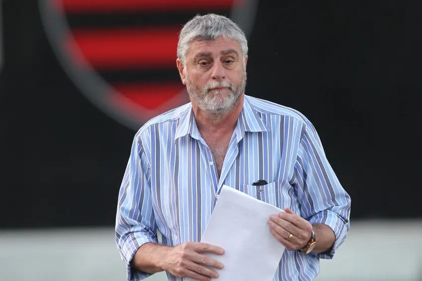 Runco no Ninho do Urubu durante a sua primeira passagem pelo departamento médico do Flamengo (Foto: Acervo/Lance!)