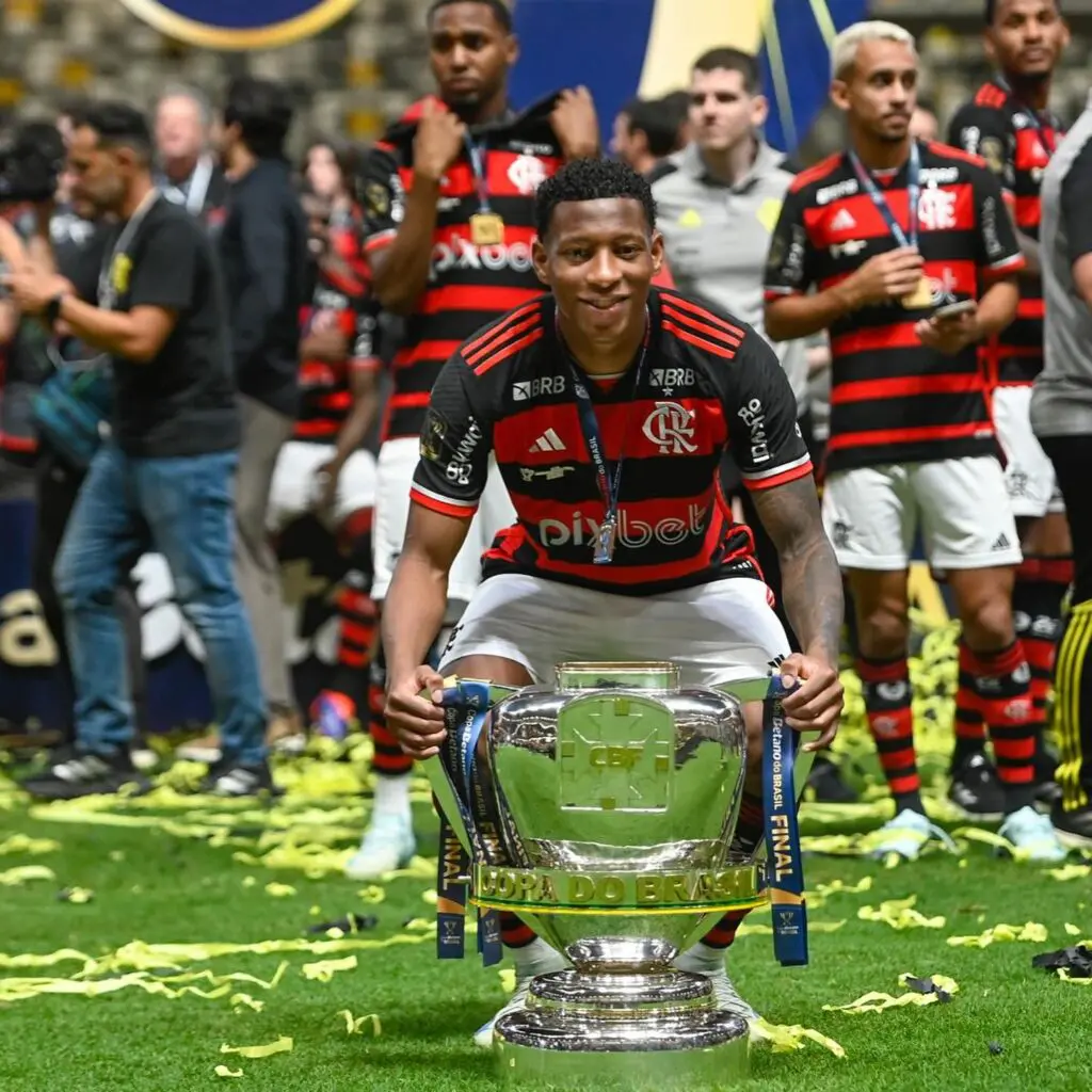 Plata comemora título do Flamengo na Copa do Brasil 2024 (Foto: Reprodução/Instagram)