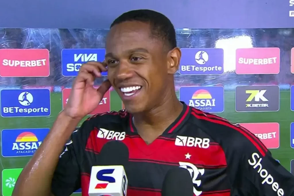 Flamengo goleia, Juninho faz 1º pelo clube e Arrasca brilha 5 Wallace Yan após vitória do Flamengo (Foto: Reprodução/SporTv)