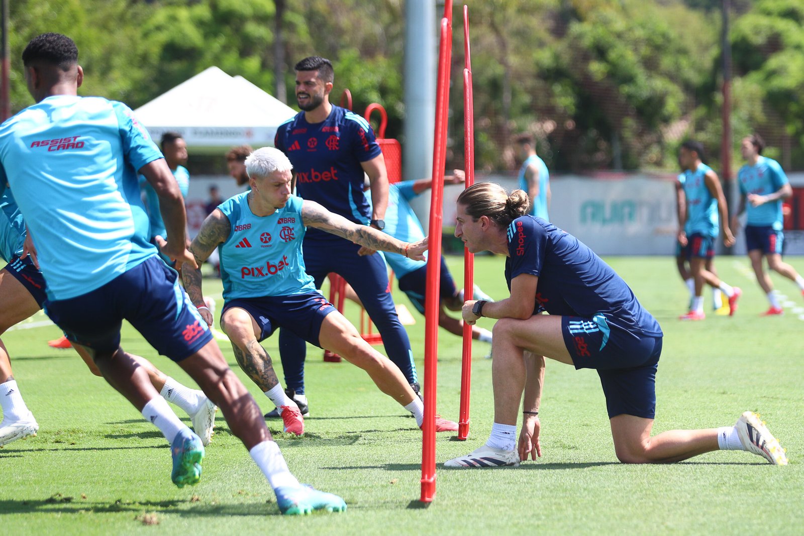 Filipe Luís durante treino do Flamengo - Foto: Gilvan de Souza/Flamengo