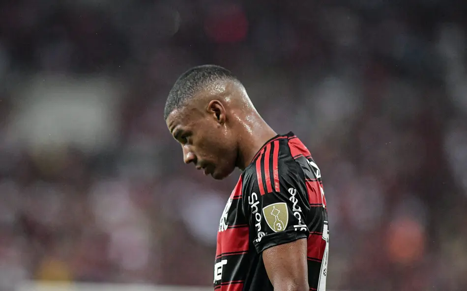 Calendário impõe rodízio e Flamengo poupará titulares na Copa do Brasil 2025 1 Nico de la Cruz em ação pelo Flamengo - Foto: Thiago Ribeiro/AGIF