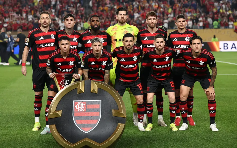 Decisão chegando! Flamengo intensifica treinos e conta com dupla artilheira para encarar Chelsea 4 Time do Flamengo na estreia do Mundial de Clubes - Foto: FRANCK FIFE / AFP