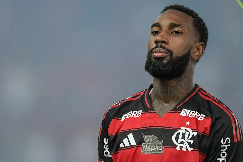 Flamengo fatura mais de R$ 150 milhões no Mundial de Clubes e mira reforços de peso 5 Gerson deve deixar o Flamengo na próxima janela de transferências - Foto: Thiago Ribeiro/AGIF