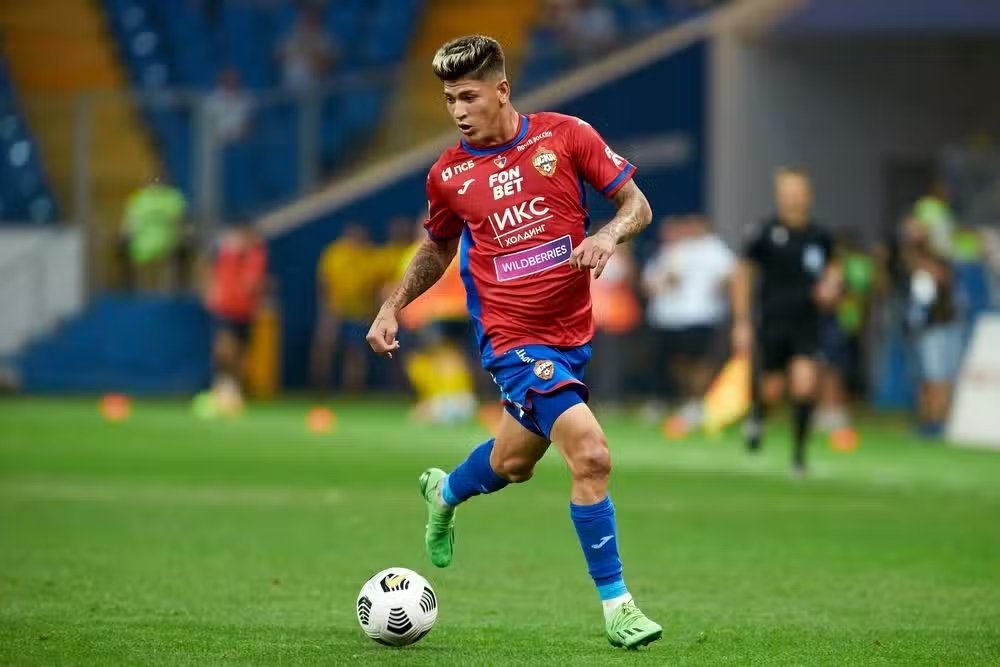 Flamengo mira reforços para o segundo semestre e aguarda janela de julho 1 Jorge Carrascal pode ser o novo reforço do Flamengo - Foto: Vladimir Koshkarov / Shutterstock.com