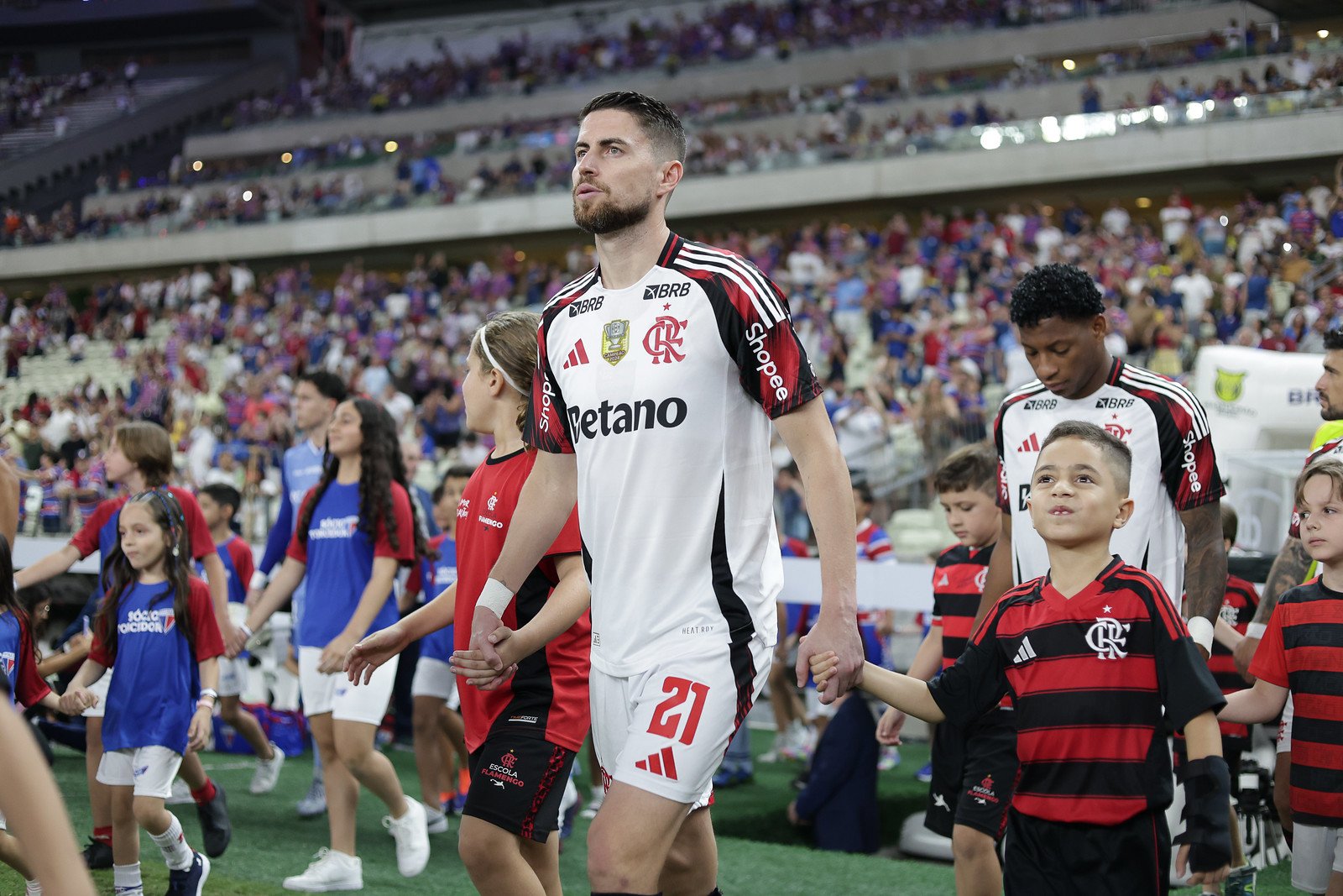 Jorginho, do Flamengo, na partida contra o Fortaleza, no Castelão - Foto: Gilvan de Souza/Flamengo