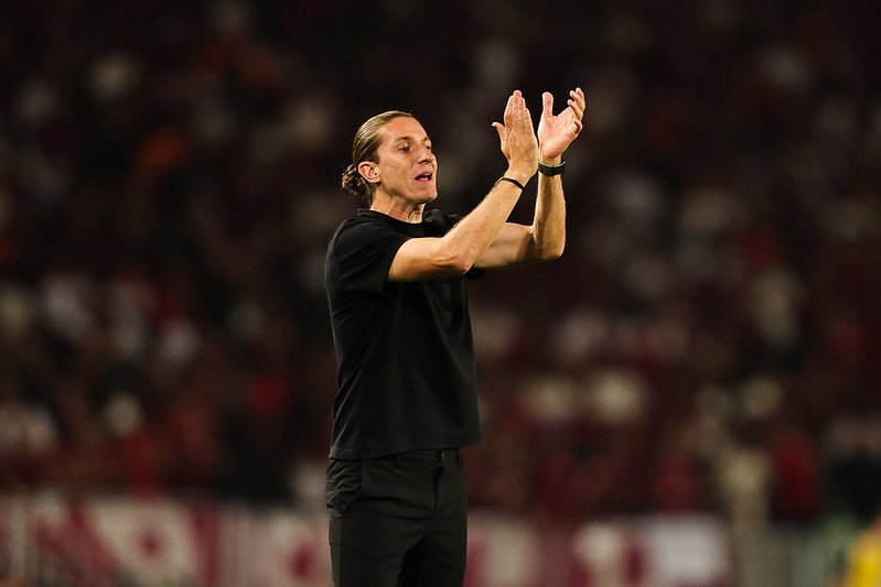 Filipe Luís na vitória do Flamengo contra o Red Bull Bragantino - Foto: Gilvan de Souza/Flamengo