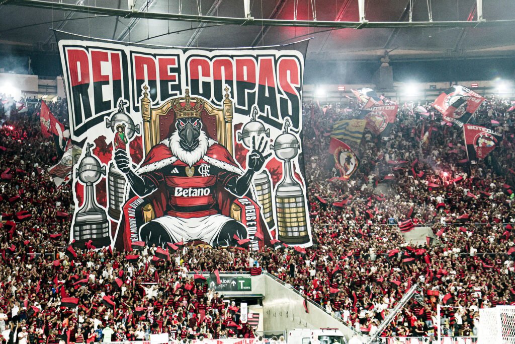 Flamengo domina a temporada e conquista o Brasileirão de 2025 com autoridade 3 Mosaico torcida do Flamengo - Foto: Gilvan de Souza/Flamengo