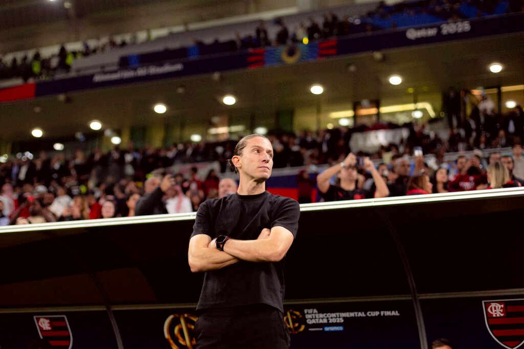 Filipe Luís em Flamengo x PSG, na final do mundial - Foto: Adriano Fontes/Flamengo